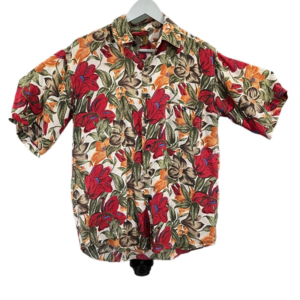 Vintage 1990s 100% Silk Hawaiian shirt Men’s Small Button Down with Pocket